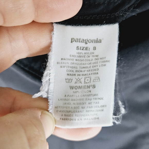 PATAGONIA | nylon casual long side zip & zip front slit skirt - Picture 8 of 10